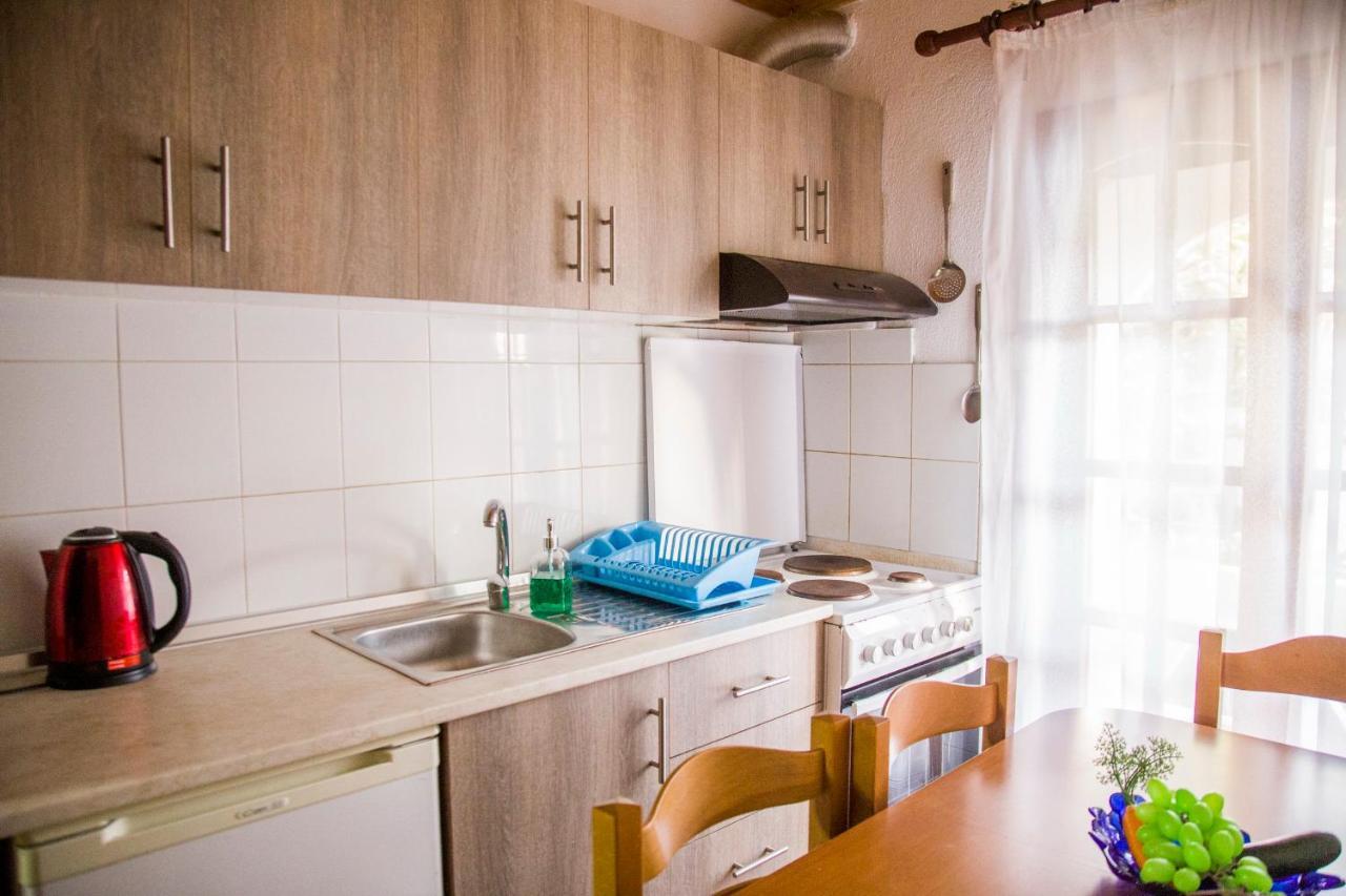 Villa Touzla Ofrínion Zewnętrze zdjęcie